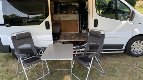 KIWI  7 – Opel Vivaro (ECO) bus camper . completely self-sufficient