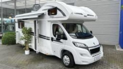 XGO King 1 – Brand new and luxurious alcove camper for 5