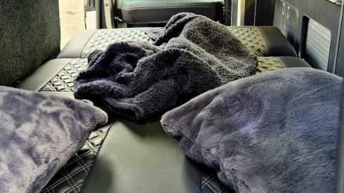 ‘Fozzy’ – Camper Volkswagen a 4 posti letto del 2019