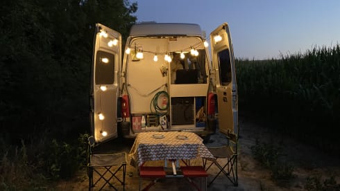 Omer – Camperbusje Omer