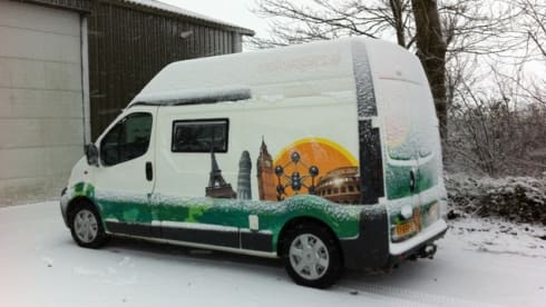 Type 2B – Cool camper with a big bed
