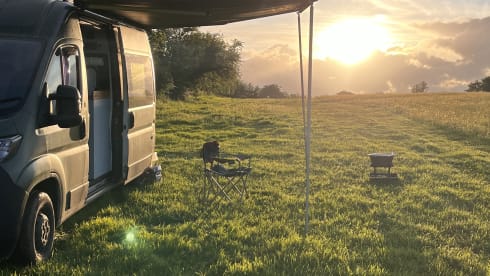 Bruce – Fully Off Grid | Insurance Included | ULEZ Compliant