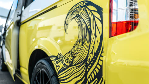 4 berth Volkswagen bus from 2012