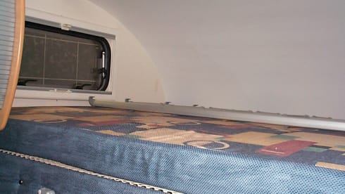 Super plenty of indoor space. Pleasant light inside. Completely self-sufficient.