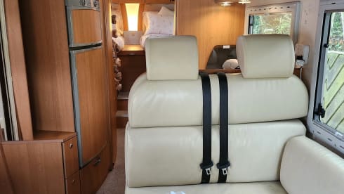 Blessy – 4 berth Knaus Luxury Motorhome