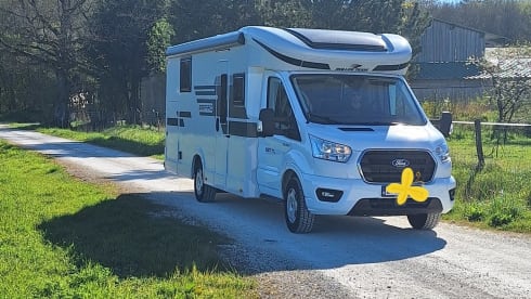 Villa op Wielen – 4p Roller Team semi-integrated uit 2025