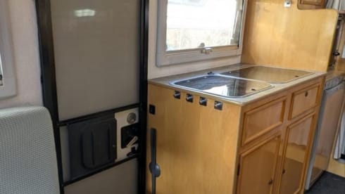 Freddy-van  – Comfortabel and spacious Iveco overcab motorhome for rent