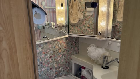 4p Hymer integrated from 1996