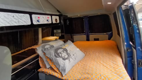☀️  !! Indy the Adventure Van !!  ☀️ – ▶️MK CENTRE◀️ - 🆓️ 🅿️  - 4x4 - 🆕️ Conversion