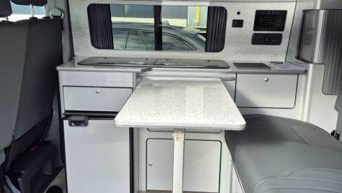Bute – 4 berth Volkswagen Campervan 