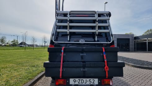 Black 2.5 TDI Multivan T5 Highline Camperbus