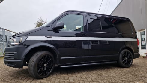 Free Your Mind  – Go on an adventure with this Volkswagen T6 Camper (2018)