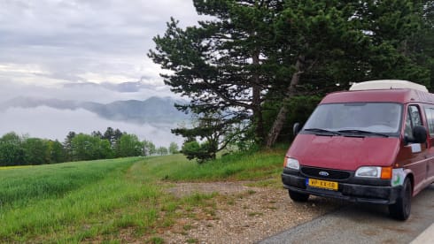Ford Transit – Nice cosy camper