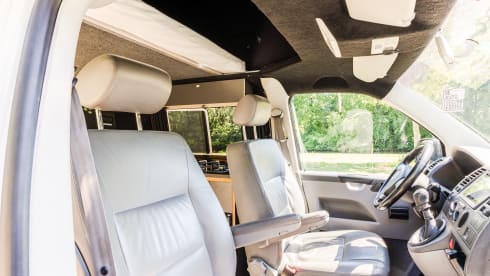 4p Volkswagen campervan from 2004