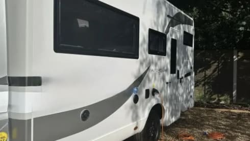 Mount Everest – BRAND NEW 6 Berth Roller Team Auto-Roller 707 (2025) Manual