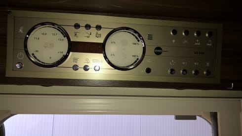 Onze dame – BURSTNER 735 ELEGANCE