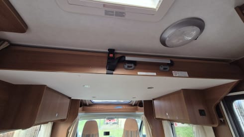 Carado semi-intégré confortable de 2013 pour 4 personnes