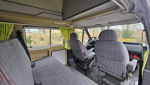 Nugget 2 – Bus Ford 4 places de 1993