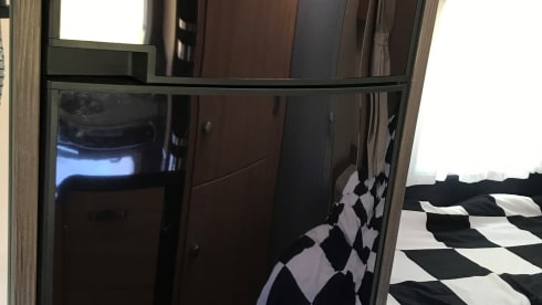 Knaus Sky Wave 650 automatic