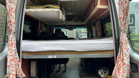 5 to 6 person self-build bus camper Mercedes Sprinter automatic.