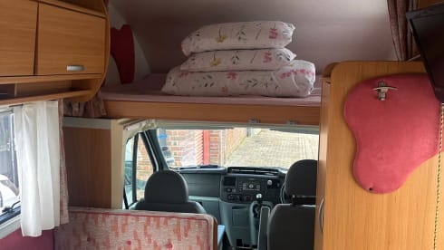 6 berth Ford Rollerteam