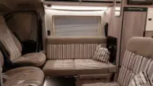 Mussley – 4 berth Citroën semi-integrated from 2022