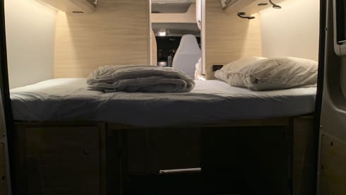 Comfortable Knaus Boxstar Street 600 (2+1 bed)