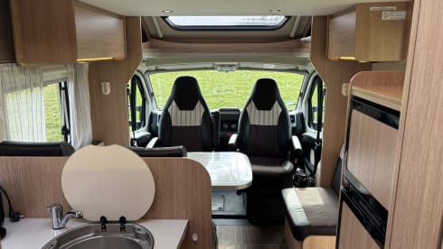 4p Sunlight semi-integrated uit 2016