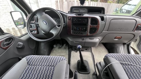 Ford Nugget Westfalia 4p handy layout