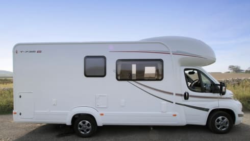 6 berth Fiat alcove from 2019