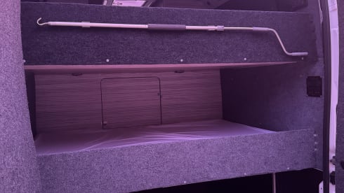 OFIE – Vi presentiamo OFIE, il nostro camper a 4 posti letto, pronto per la vostra avventura. 