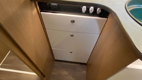 Teilintegriertes Wohnmobil CARADO T447 - Edition 15 zu vermieten