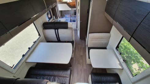 Luxe Familiecamper – Luxury Family Camper, Sleeps 6, Air Conditioning, Wifi