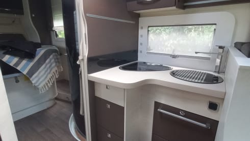 4p Challenger semi-integrated uit 2017