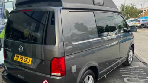 Koolrun – Volkswagen High top T32 automatic Campervan 