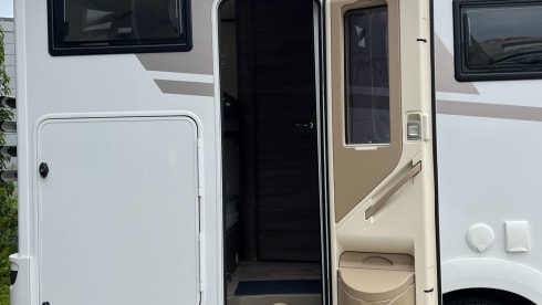 The Roamer – 6p McLouis integrated uit 2021