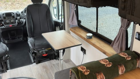 Henry – Citroën-Bus mit 2 Schlafplätzen aus dem Jahr 2017