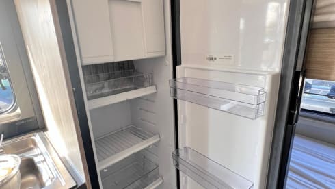 Perfect family motorhome  – 7 berth Sun Living alcove from 2021