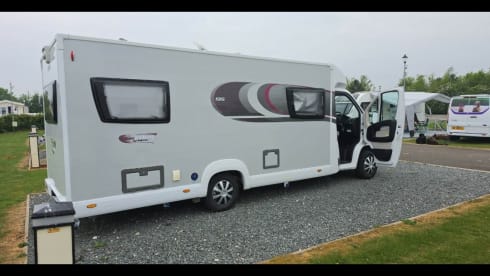 Eddie – Camping-car Peugeot 4 places 2017