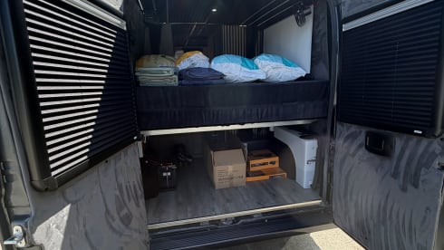 CHRISSY THE CAMPER – Autobus Citroën a 4 posti letto del 2014