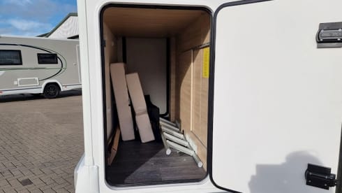 Wanda – New Luxury 2 berth Motorhome