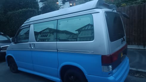 bongo man – 3 berth Mazda campervan from 2001
