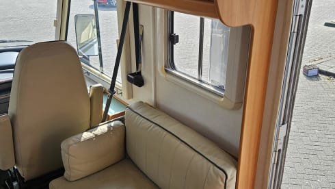 4p Hymer integrated from 2004