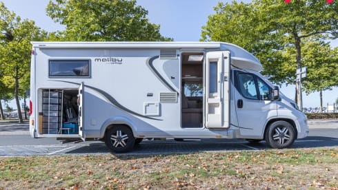 2p Malibu semi-integrated uit 2017