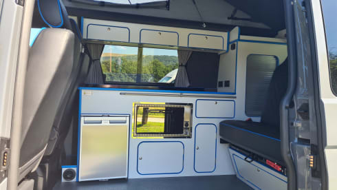 Valerie – VW T6 2021 Brand new camper conversion 