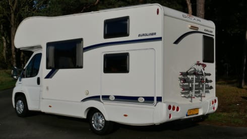 6-person family camper, alcove, Joint Euroliner