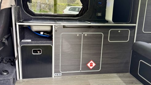 4 Schlafplätze, anderes Wohnmobil aus dem Jahr 2015
