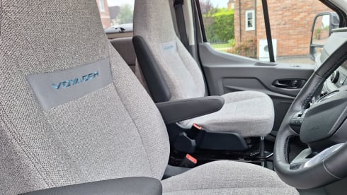 Swift Voyager motorhome (2023) fixed rear bed
