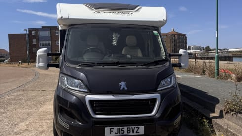 Mitzy  – 6 berth Bailey Autograph Motorhome 