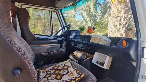 Mille  – Mille in Sweden tough oldtimer Mercedes Marco Polo